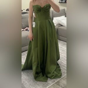 Elegant Strapless Green Maxi Dress